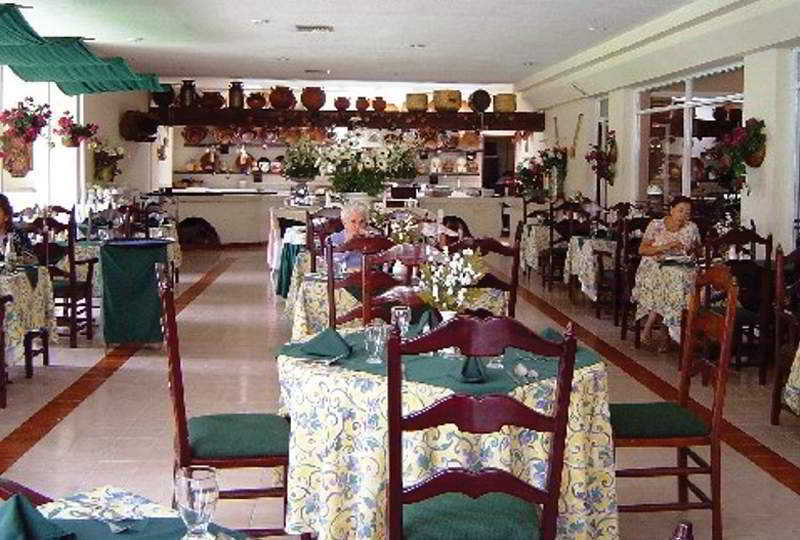 Hotel Real De Minas 5*
