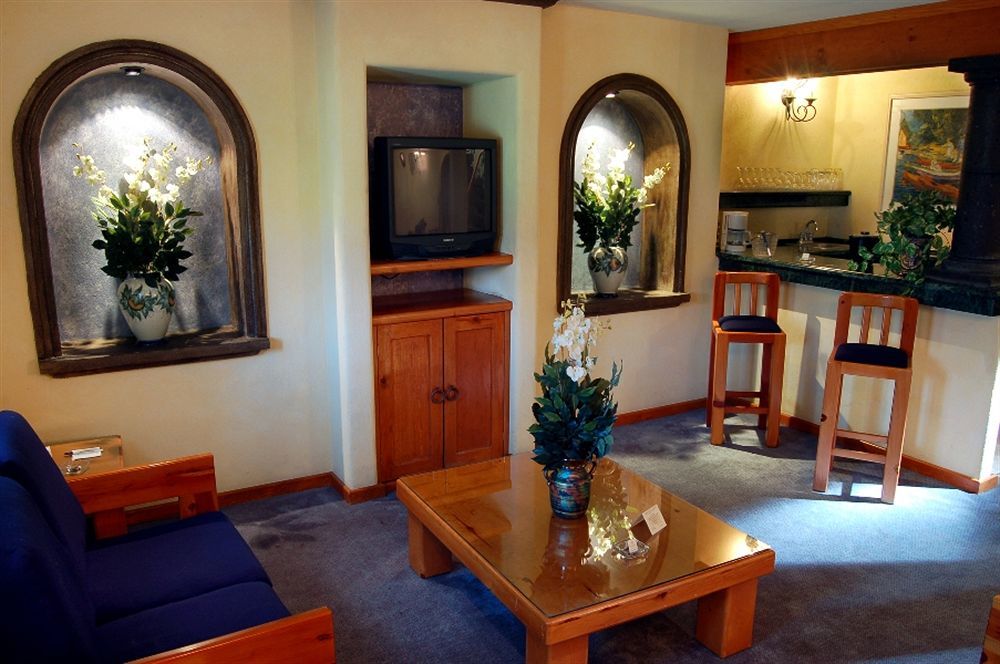 Hotel Real De Minas 5*